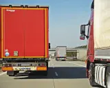 Jak dojechać ciężarówką? Uniknij mandatów! Poradnik eksperta.