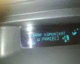 Wyświetlacz Renault pokazuje "BRAK KOMUNIKAT W PAMIĘCI", być może związany z błędem DTC P1525.