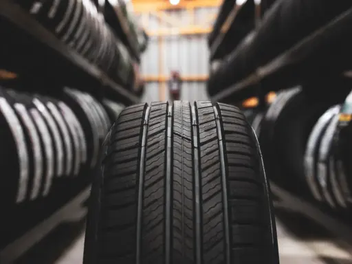 Vectra C: 205/55 R16 vs 215/55 R16 Które opony lepsze?
