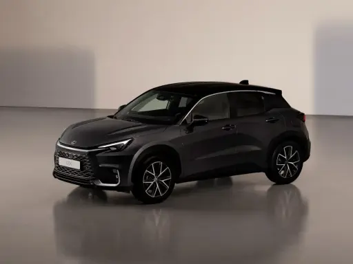 Elegancki, ciemnoszary Lexus LBX prezentuje się stylowo. Sprawdź, jaka jest jego lexus lbx cena i wyposażenie.