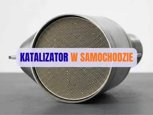 Nowy katalizator p0420 do samochodu, z widocznym wnętrzem o strukturze plastra miodu.